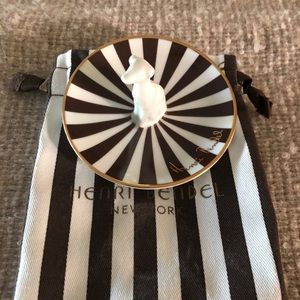 Henri Bendel Whippet Ring Holder